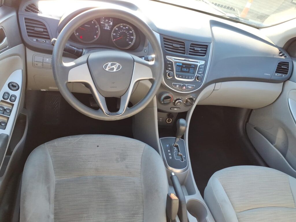 2016 Hyundai ACCENT SE