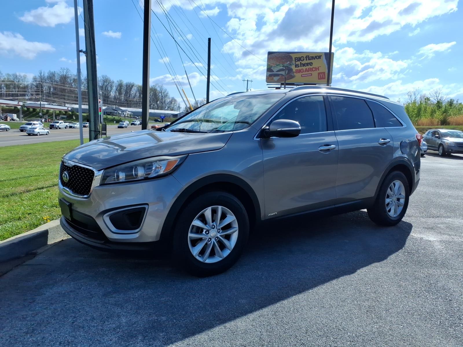 2016 Kia Sorento LX