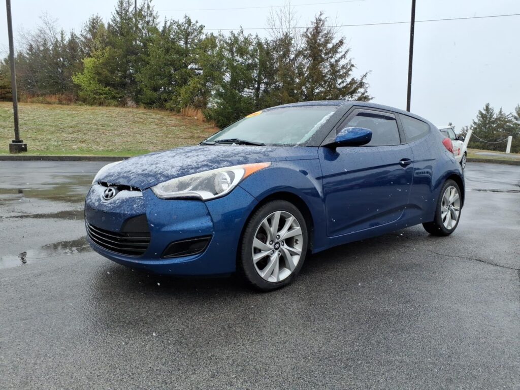 2016 Hyundai VELOSTER Base