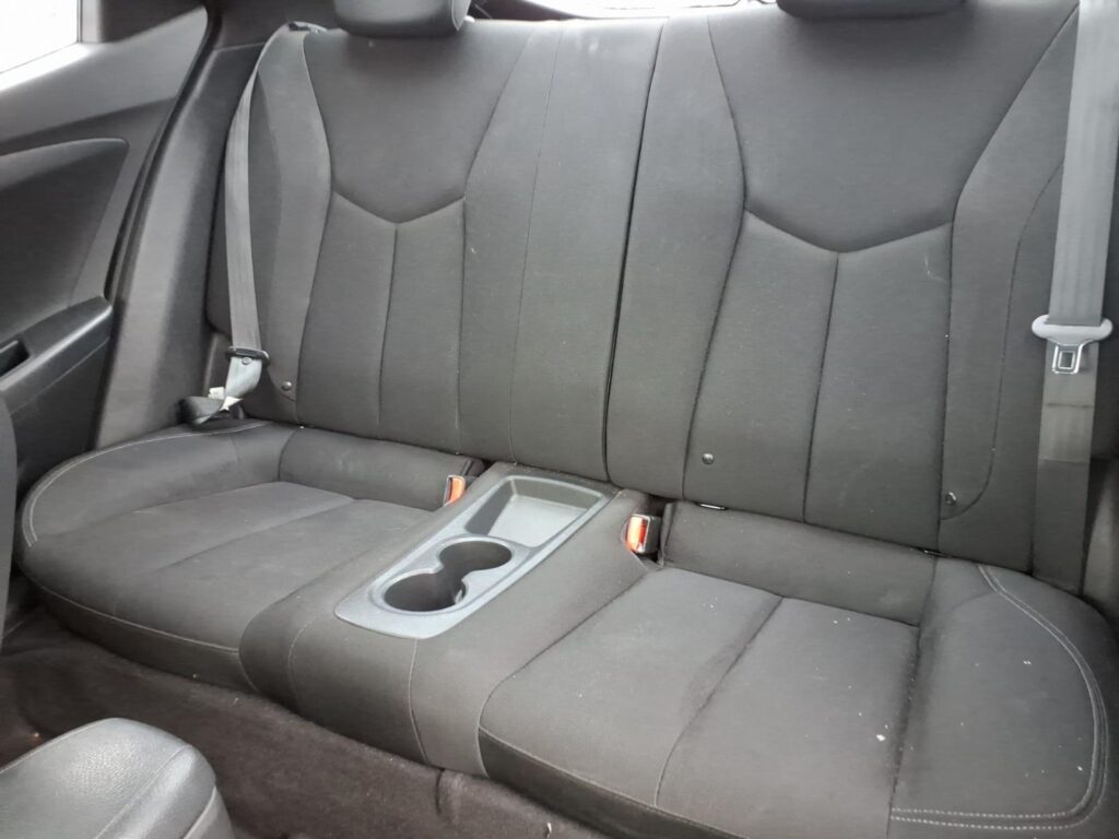 2016 Hyundai VELOSTER Base