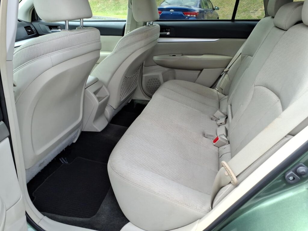 2012 Subaru Outback 2.5i Premium