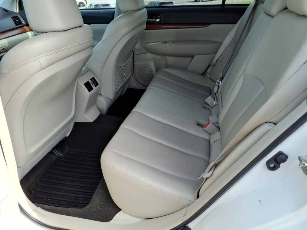 2013 Subaru Outback 3.6R Limited