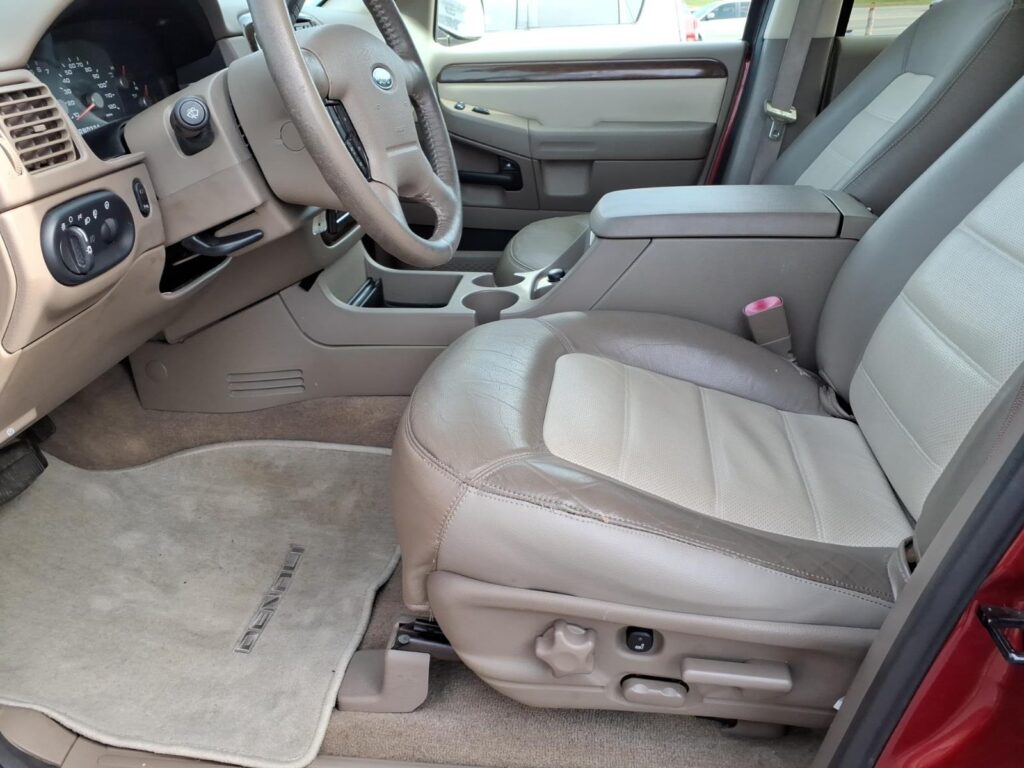 2004 Ford Explorer Eddie Bauer