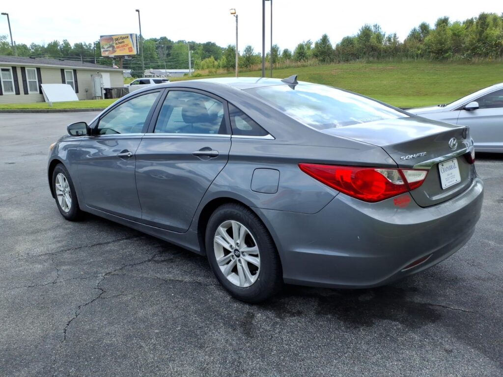 2013 Hyundai SONATA GLS