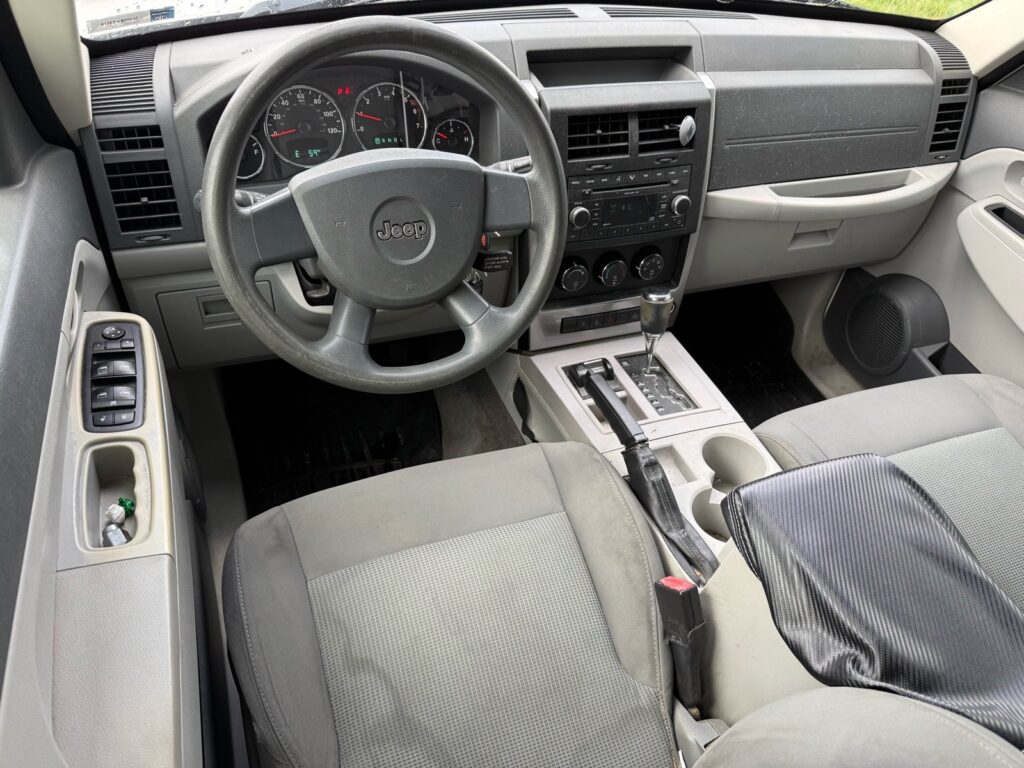2008 Jeep Liberty 4WD 4DR SPORT
