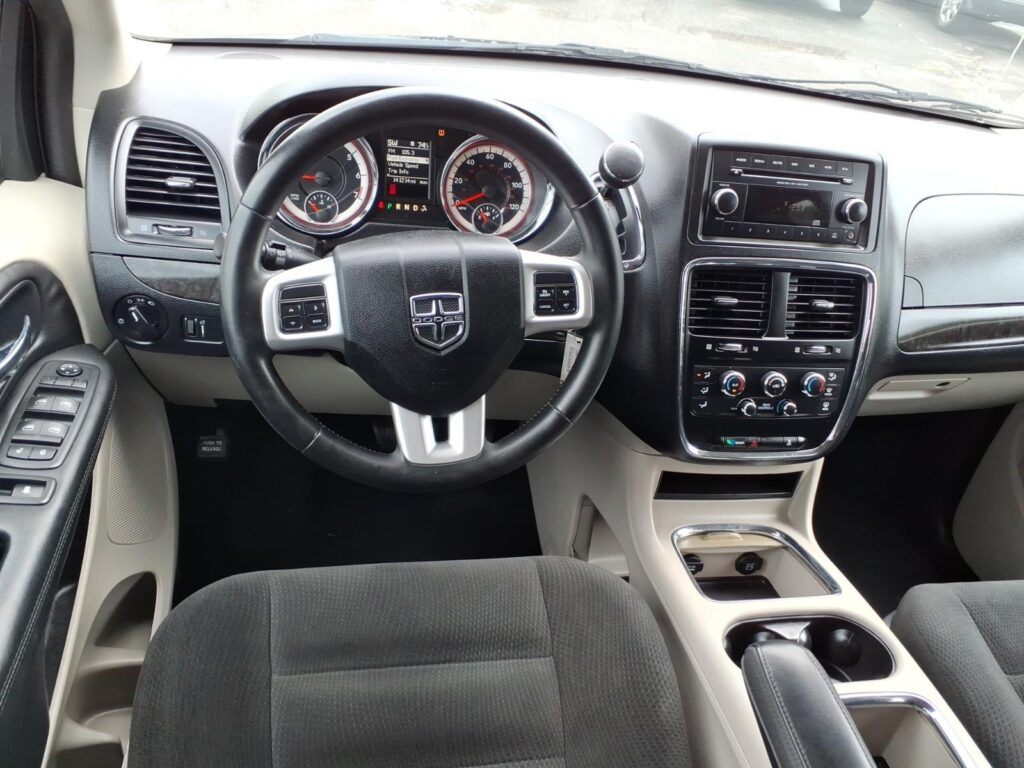 2016 Dodge Grand Caravan SXT