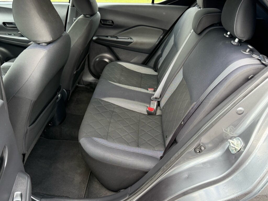 2019 Nissan Kicks S FWD