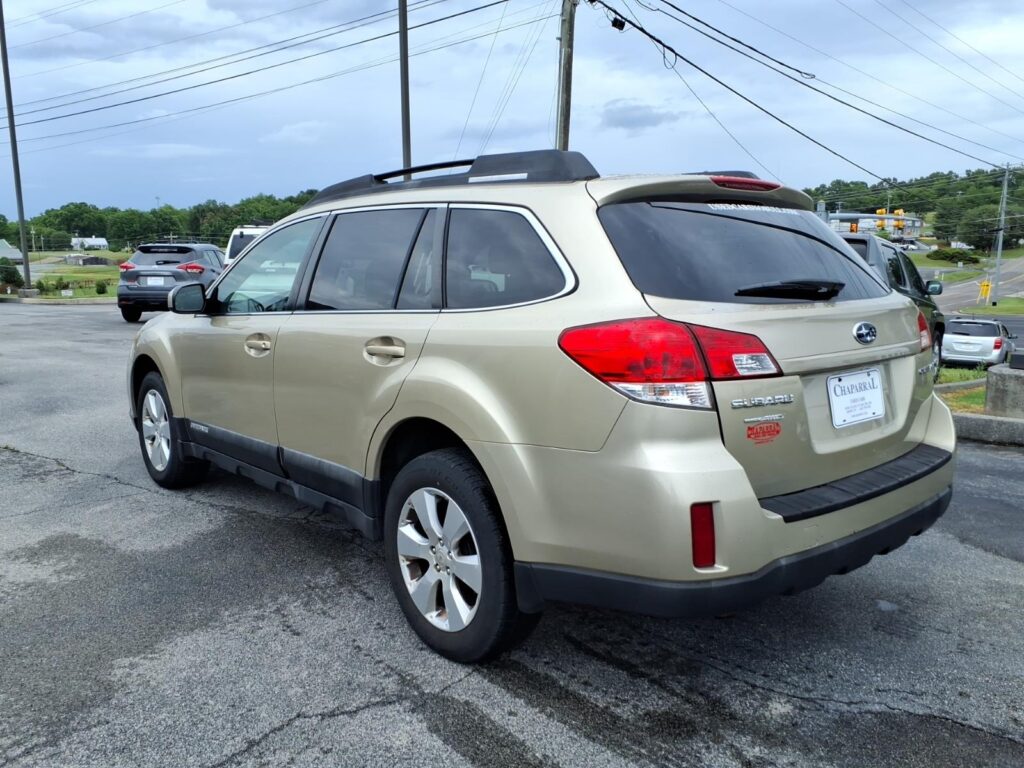 2010 Subaru Outback 2.5i Limited