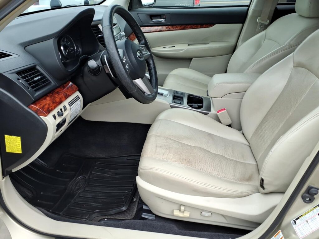 2010 Subaru Outback 2.5i Limited