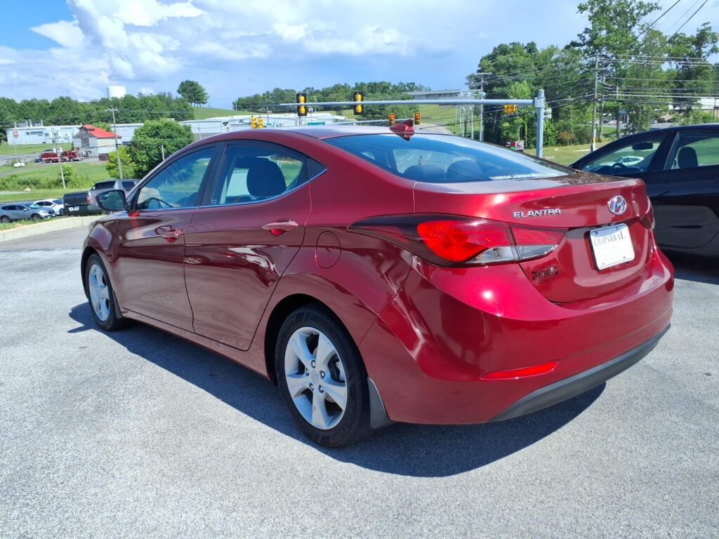 2016 Hyundai ELANTRA 4DR SDN AUTO VALUE EDITIO