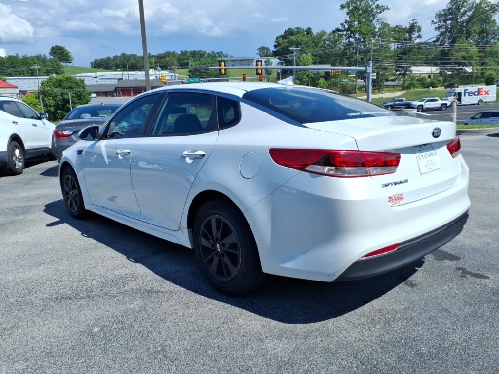 2017 Kia Optima LX AUTO