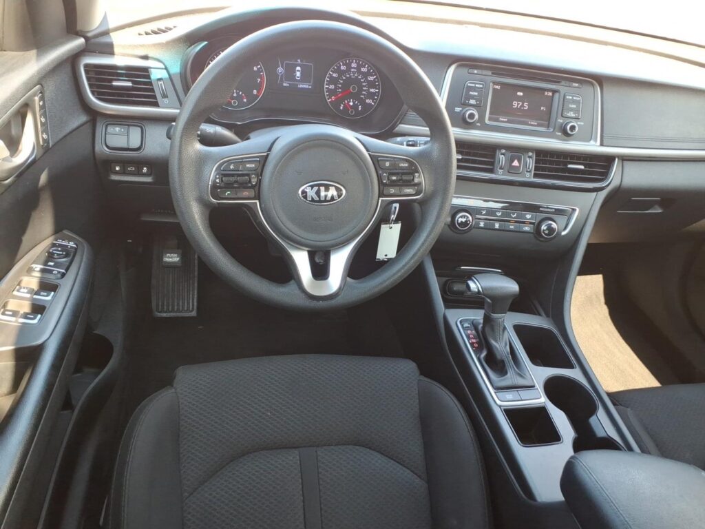 2017 Kia Optima LX AUTO