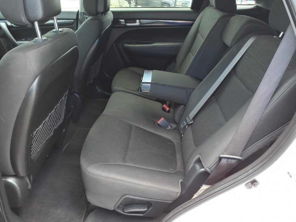 2015 Kia Sorento AWD 4DR V6 LX