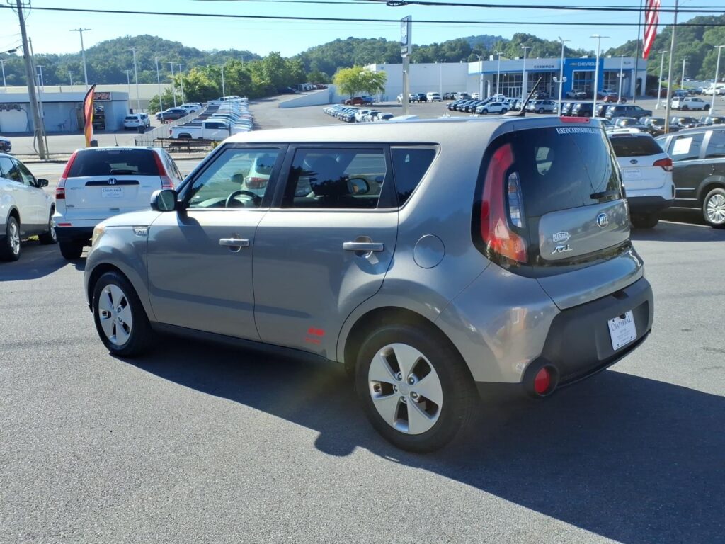 2015 Kia Soul 4D HATCHBACK AUTO