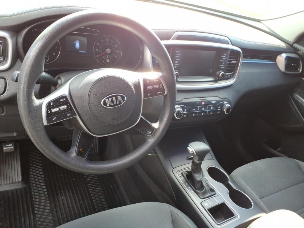 2019 Kia Sorento L