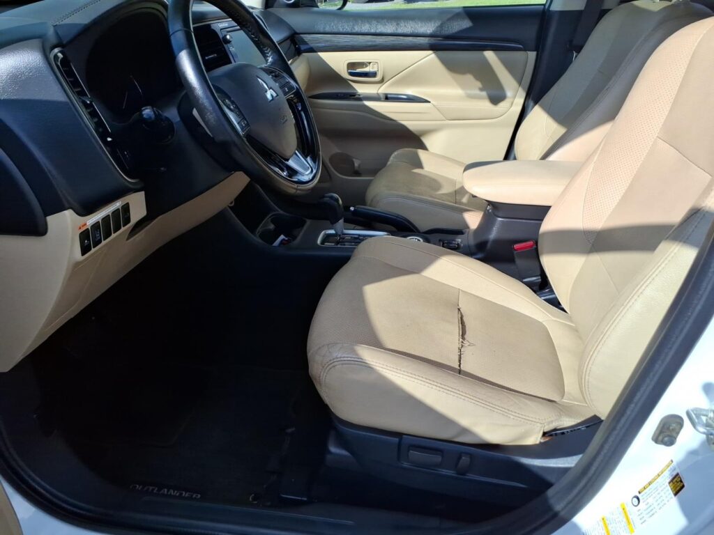 2016 Mitsubishi Outlander AWC 4DR SE