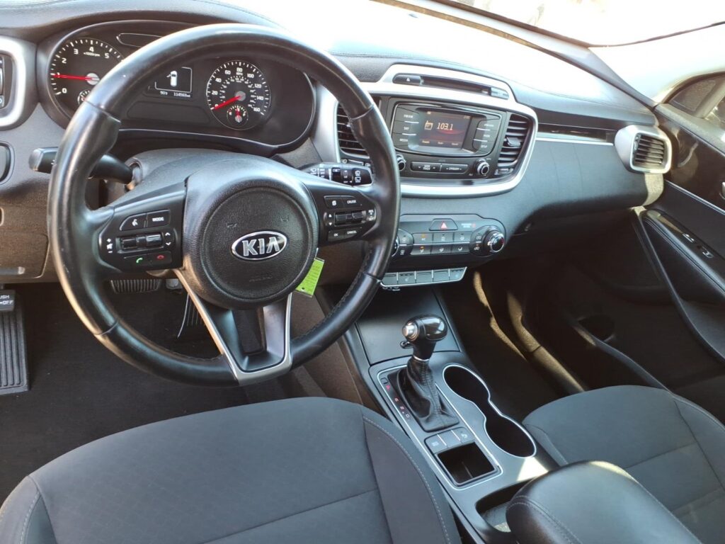 2016 Kia Sorento FWD 4DR 2.4L LX