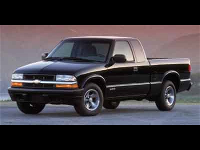 2003 Chevrolet S-10 EXT CAB 123  WB LS