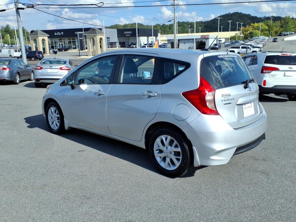 2018 Nissan Versa Note SV CVT