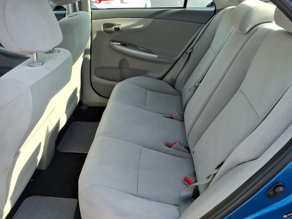 2010 Toyota Corolla 4DR SDN AUTO LE